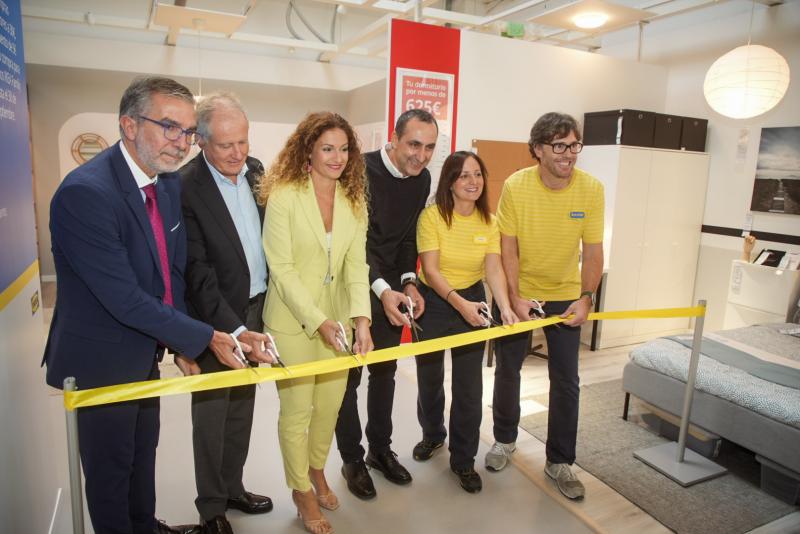 IKEAk berdintasunarekin duen konpromisoa nabarmendu du Quiñonesek, Santanderren gune berria irekitzeko
