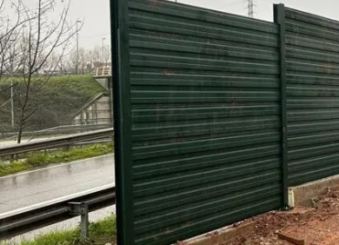 Maila akustikoak arinduko dituzten lanak