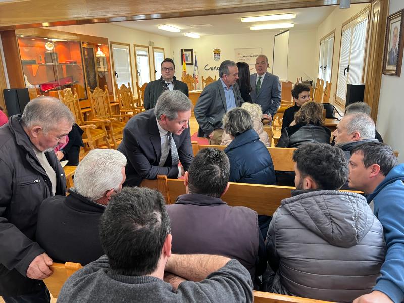 Gobernuak Láncaran egiaztatu du Galiziako lurralde-kohesioan aurrera egiten ari dela ‘Administrazioa zugandik gertu’ planari esker; plan horrek izapideak 240 udaletako biztanleei hurbiltzen dizkie