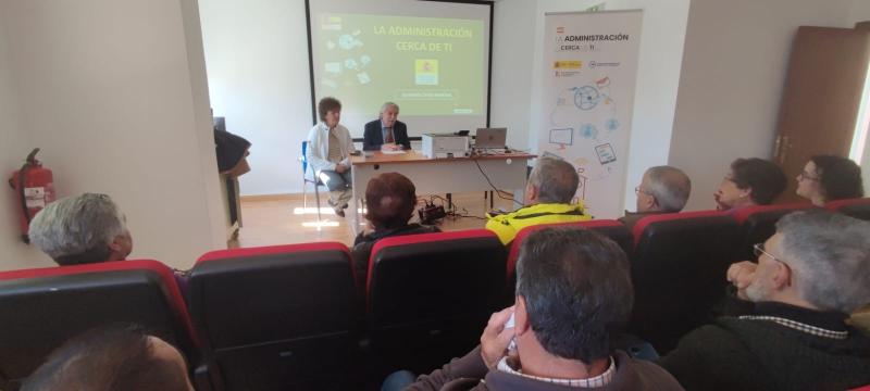 Emilio Gonzálezek Ourense “Administrazioa landa-eremura hurbiltzen duen” programan izapide eta parte-hartzaile gehien dituen Estatuko probintzia dela ospatu du