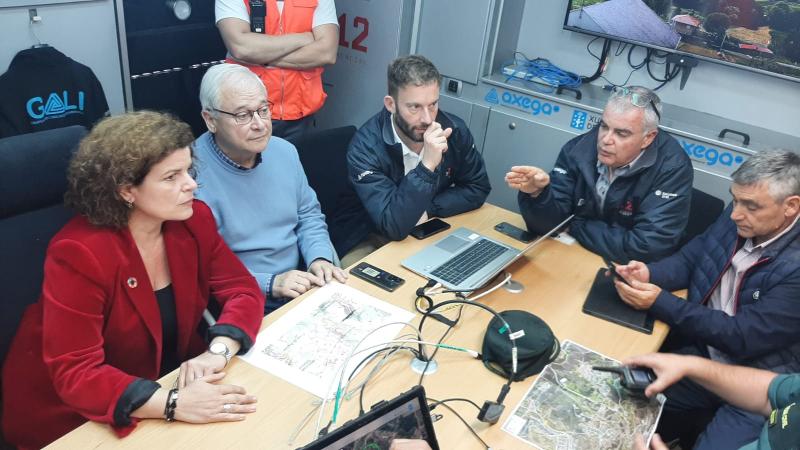 María Rivas Feáns-en garatutako baso-sutearen simulazioan izan da gaur, inplikatutako zerbitzu eta gorputzen erantzun-koordinazioa ebaluatzeko