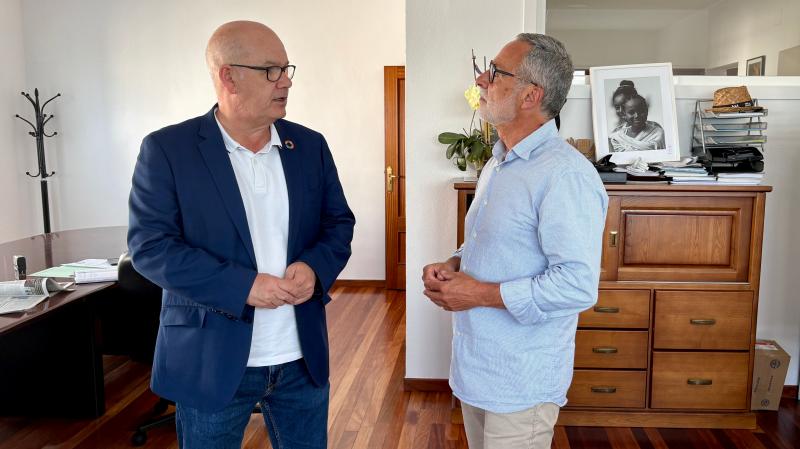 Jaurlaritzak Vilar de Barriorekin duen konpromisoa azpimarratu du Eladio Santosek, azpiegituretan inbertsioak egiteko eta erronka demografikoa bultzatzeko