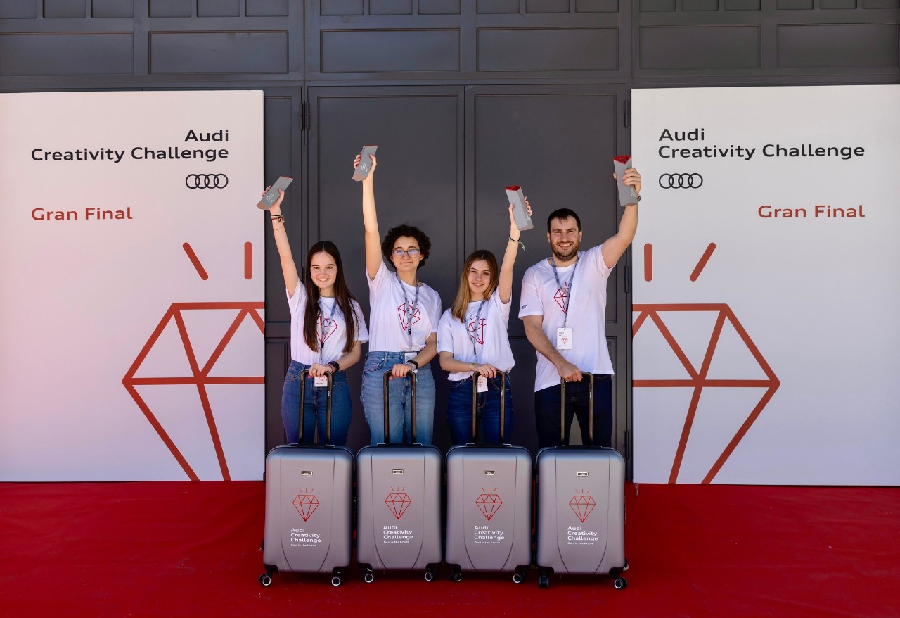 Raquel De Ángel, Erika Jiménez eta Valeria Villamor, HER proiektuaren egileak
