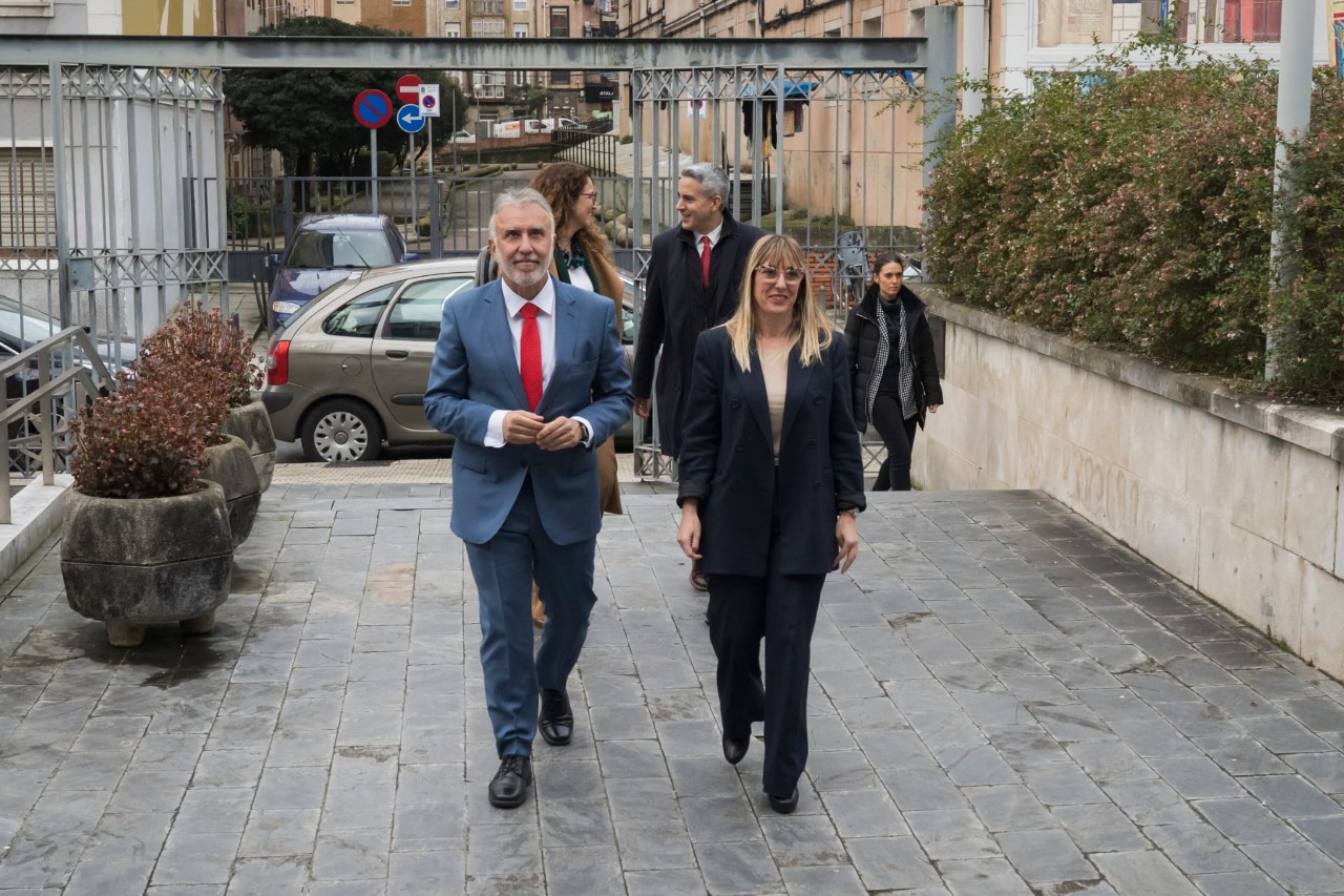 Gobernuaren Kantabriako ordezkari berria karguaz jabetu da