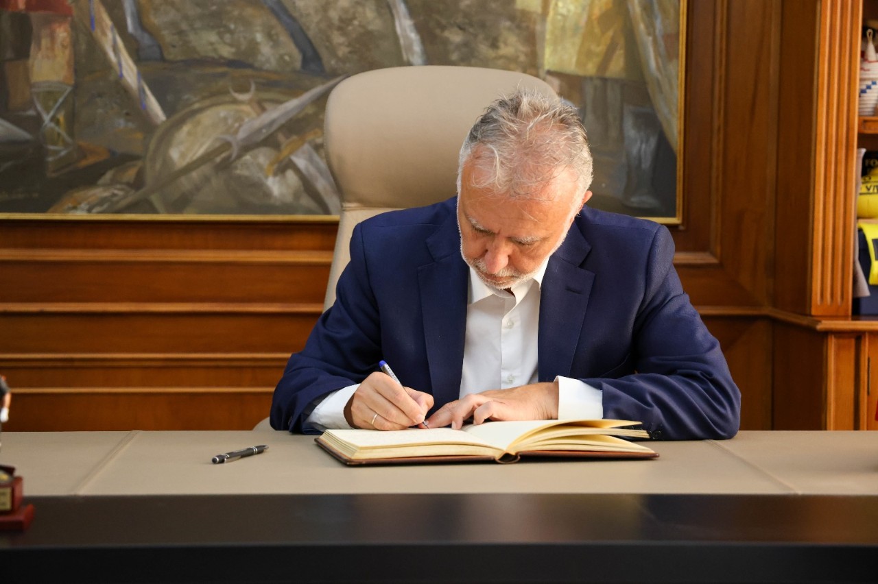 Visita al garaje subterráneo de la Plaza Mayor de Catarroja Visita al garaje subterráneo de la Plaza Mayor de Catarroja