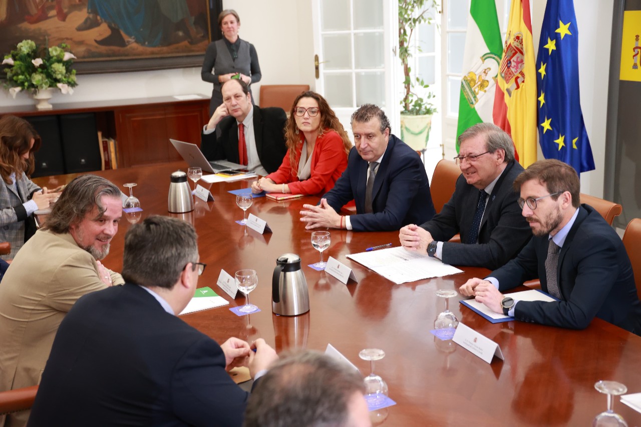 Sevillako Hobi Monumentalean hobitik ateratzeko lanen aurretiko protokoloa sinatzeko administrazioen arteko akordioa