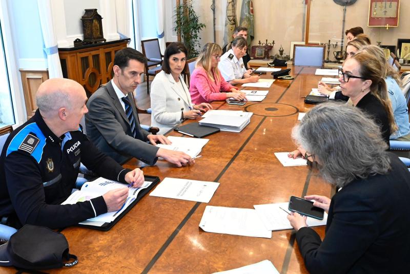 La delegación do Goberno e o Concello fíxanse como obxectivo un verán seguro e sen incidentes salientables en Santander