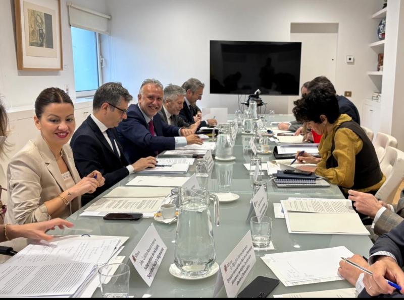 Un Grupo de Traballo fará seguimento e coordinará a execución do RDL para a acollida de nenos, nenas e adolescentes migrantes non acompañados