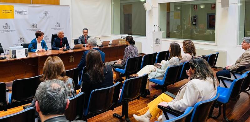 A delegación do Goberno en Estremadura e a subdelegación do Goberno en Cáceres celebran con diversas actividades a “Semana da Administración Aberta”