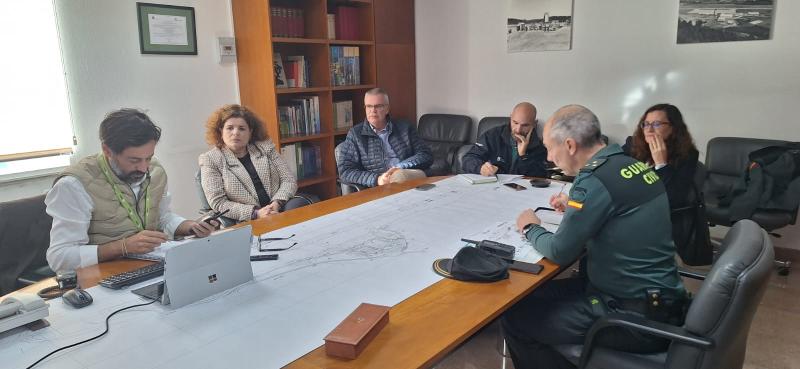 María Rivas supervisou o simulacro de accidente aéreo para a correcta coordinación dos medios materiais e humanos implicados no tratamento dunha emerxencia aeronáutica real