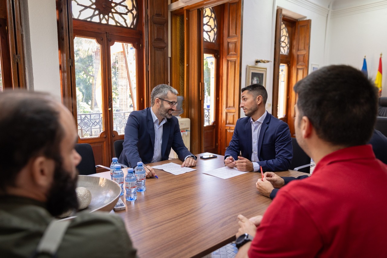Lucas, durante a súa reunión co alcalde