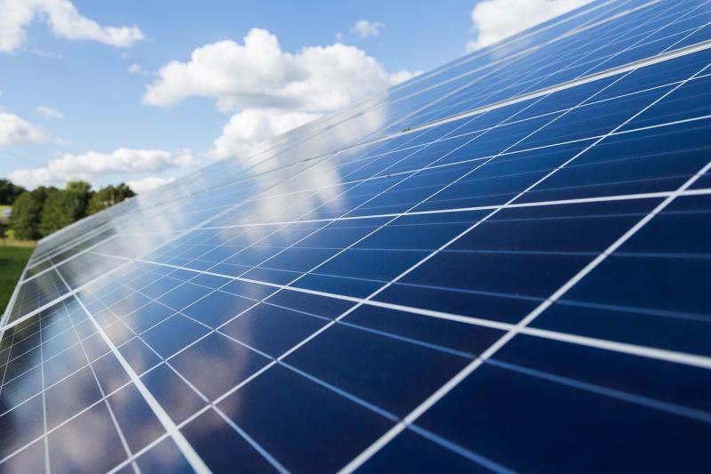 O MITECO concede 1,1 millóns de euros a 2 proxectos navarros de Oficinas de Transformación Comunitaria para facilitar a creación de novas comunidades enerxéticas