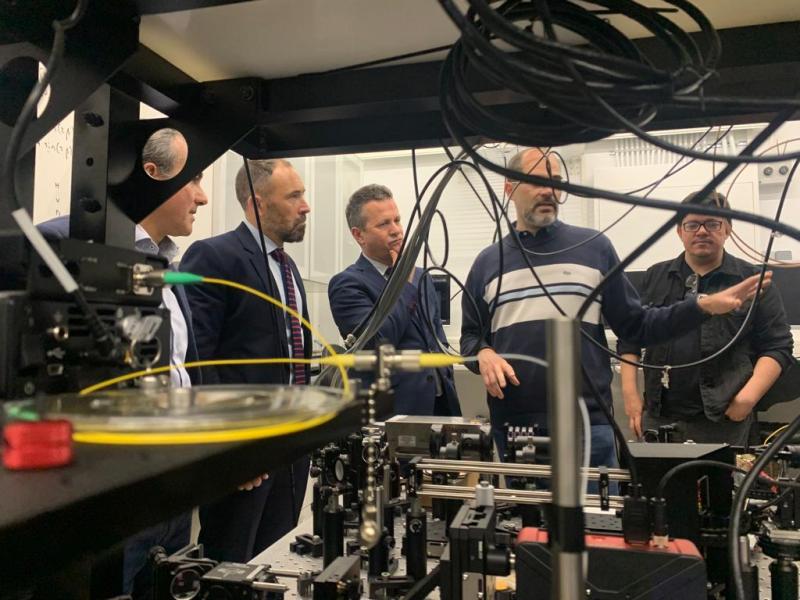 Gobernuak 18,8 milioi euro bideratuko ditu Euskadira arlo estrategikoak indartzeko bost I+G+B planetarako