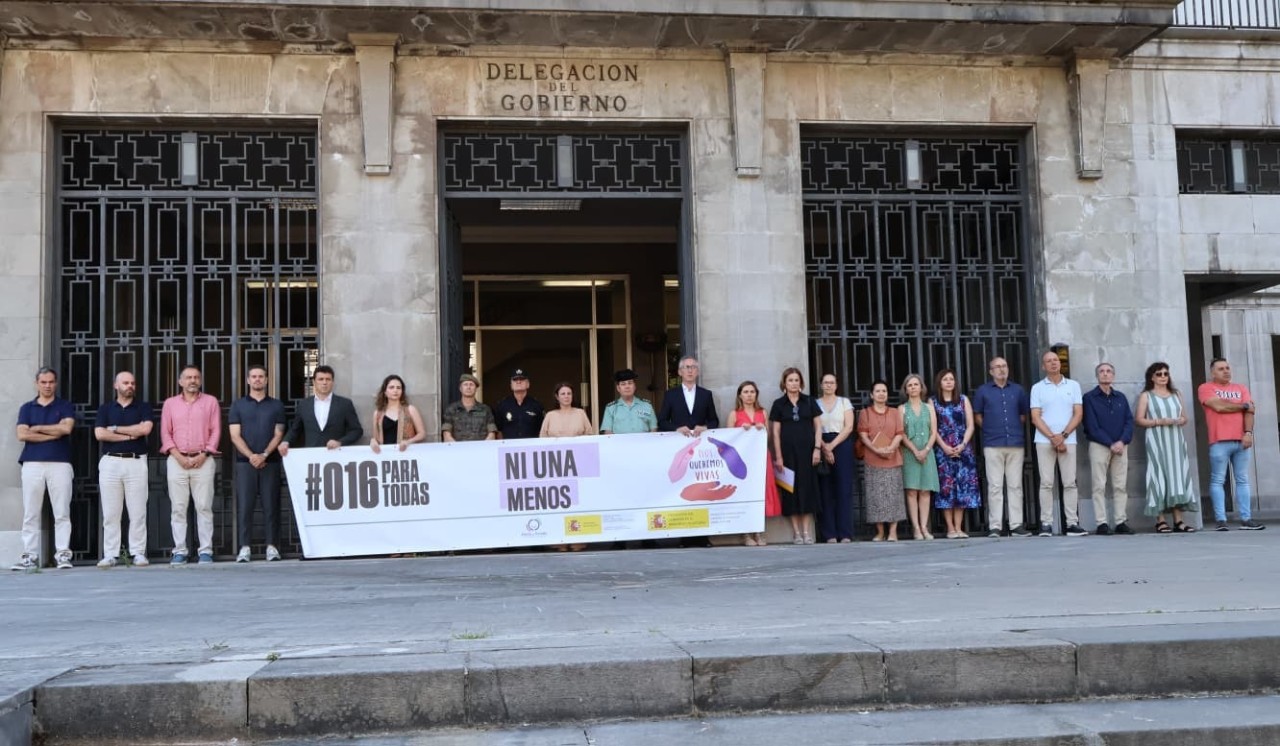 La Delegación del Gobierno condena dos asesinatos por violencia machista 