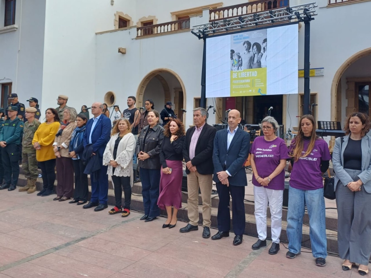Minuto de silencio en Fuerteventura