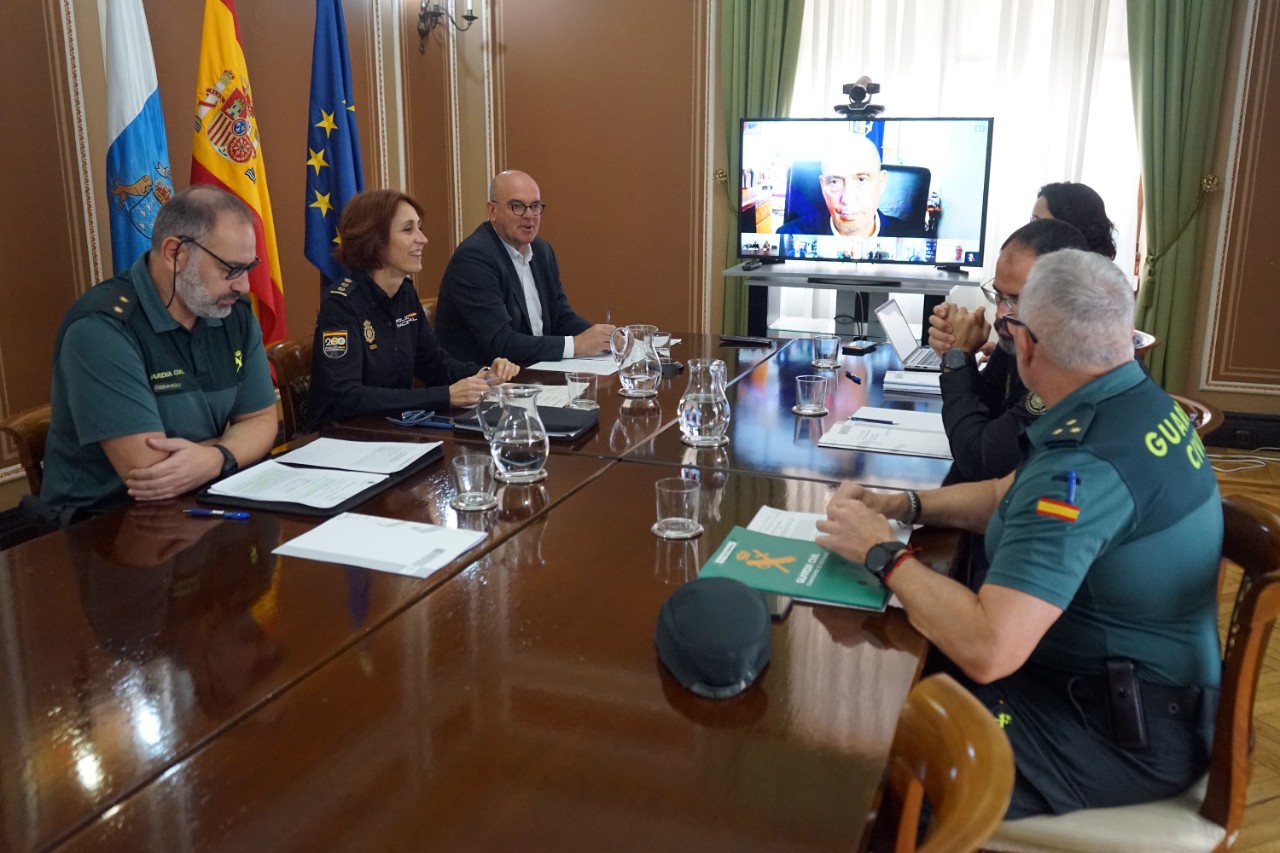 Reunión de coordinación Plan Mayor Seguridad 2025 en Canarias
