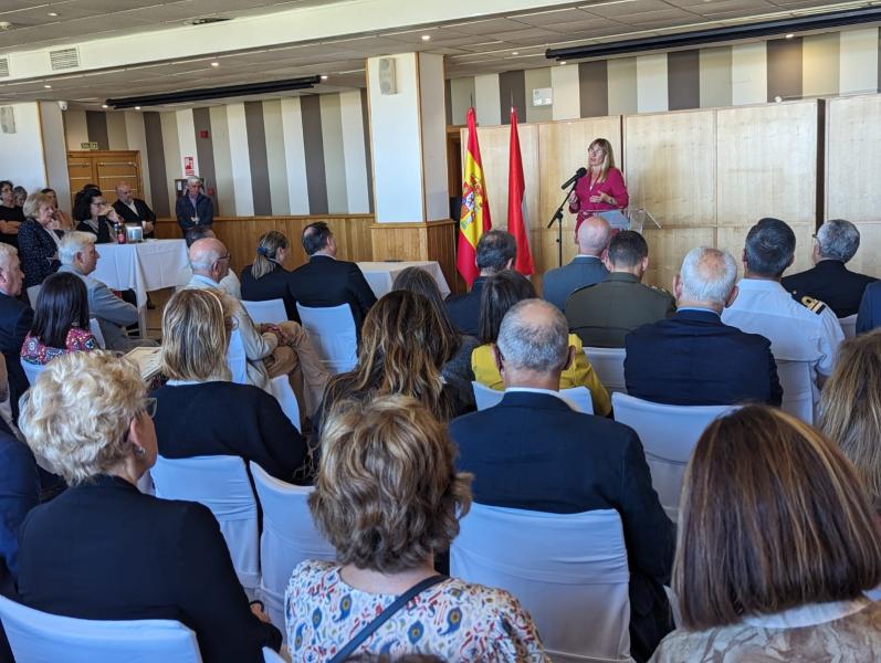 Gómez de Diego resalta la "dedicación y vocación" del personal penitenciario en su labor de reinserción
