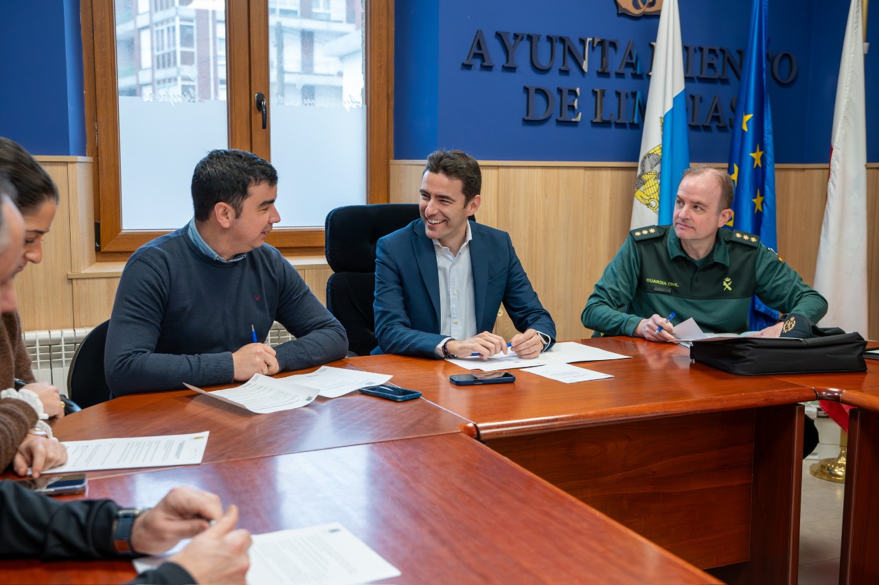 El delegado en un momento de la reunión de la JLSC