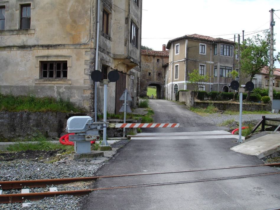 Fotografía del paso a nivel