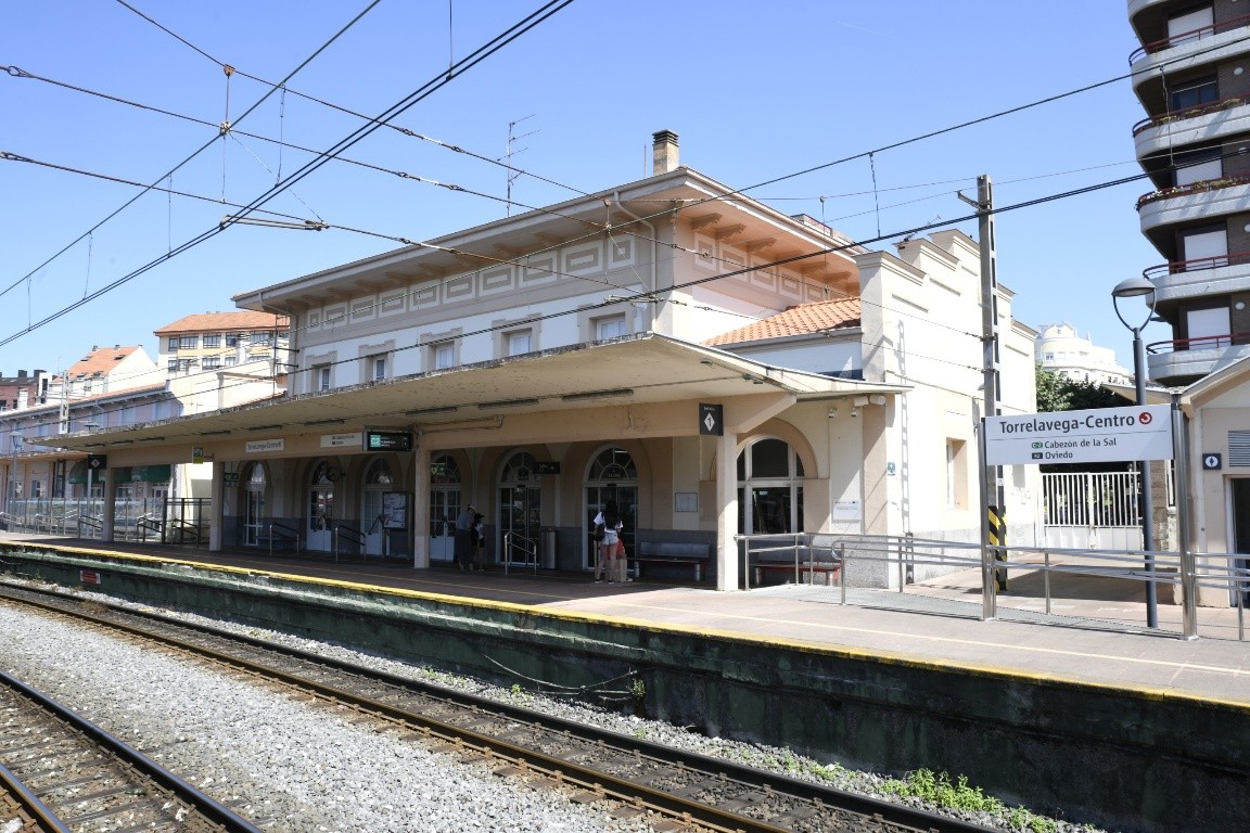 Estación de FEVE en Torrelavega