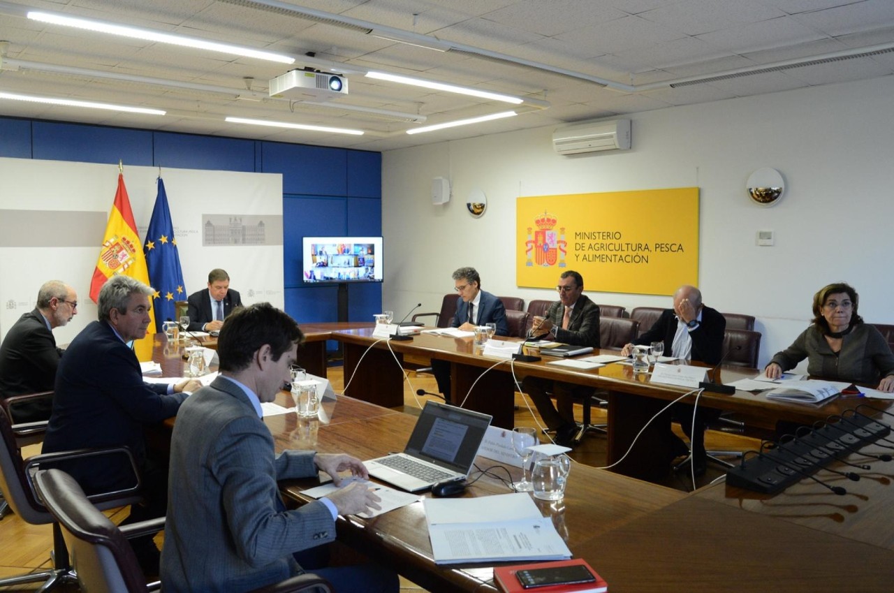 La Conferencia Sectorial de Agricultura distribuye 91,6 millones de euros en ayudas a inversiones dentro de la Intervención Sectorial del Vino