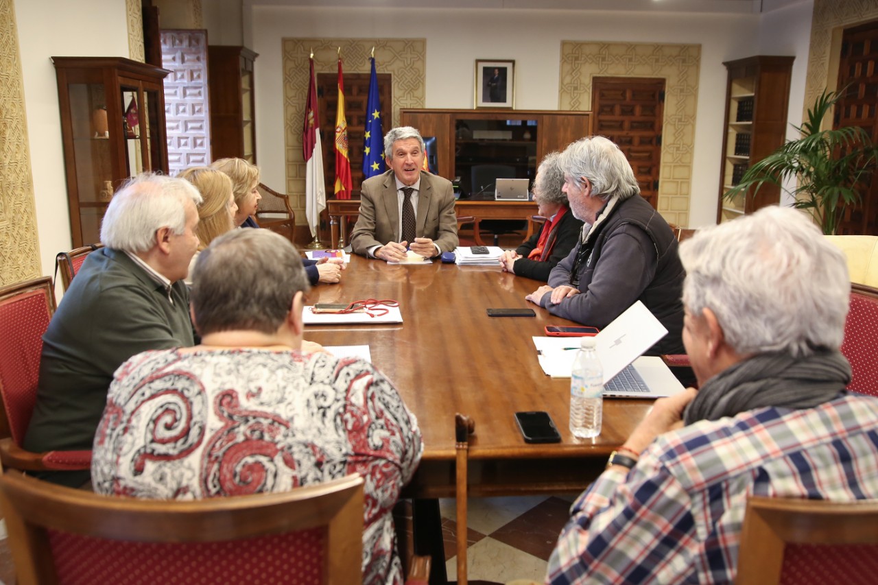 José Pablo Sabrido recibe al grupo de Memoria Democrática de Toledo
