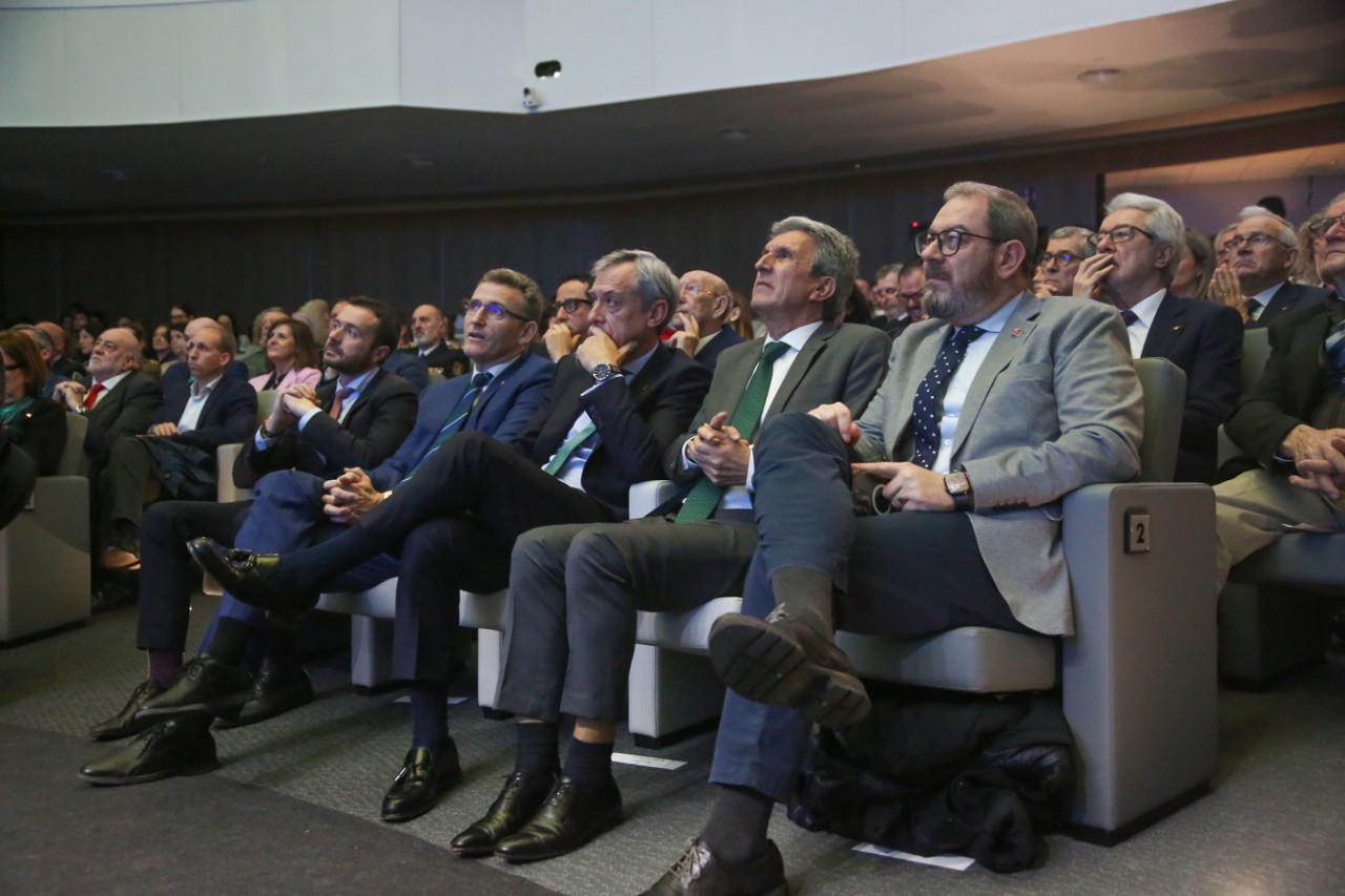 Sabrido muestra el reconocimiento del Gobierno de España a las personas con discapacidad en la gala Inclusivamente organizada por Fundación ECR