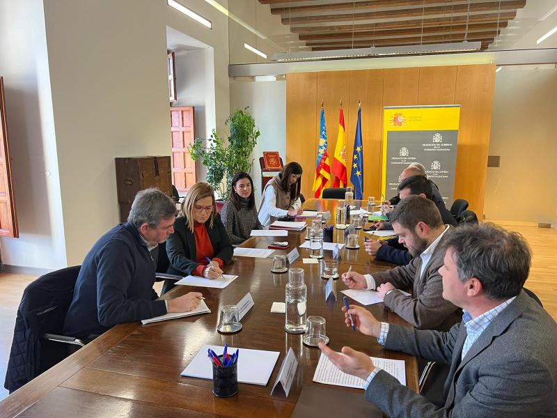 Pilar Bernabé se reúne con alcaldes de l´Horta Nord para analizar la subida del nivel freático
