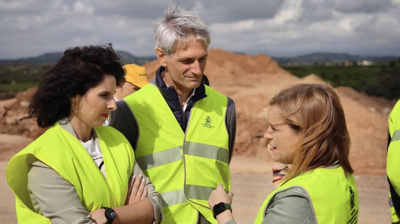 Bernabé destaca “la capacidad y compromiso del Gobierno para la reparación urgente de las infraestructuras viarias afectadas por la dana”