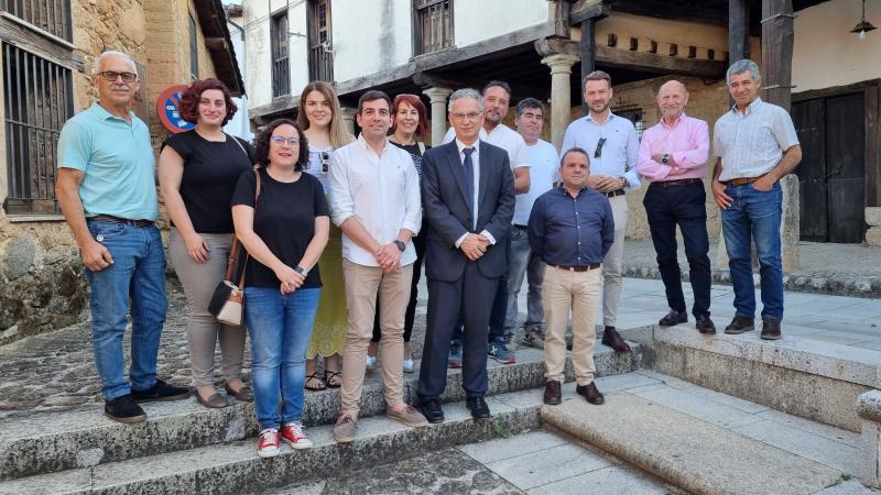 Quintana destaca el potencial turístico y agrícola de la comarca de La Vera