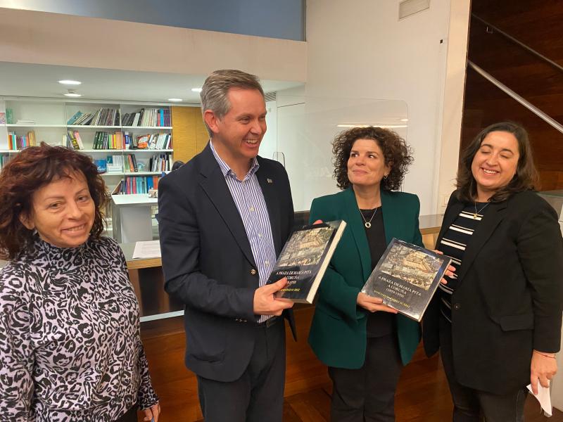 José Miñones traslada el impulso del Gobierno a la rehabilitación, con 300M€ ya transferidos a Galicia y con el objetivo de mejorar 25.000 viviendas y construir 1.200 pisos sociales