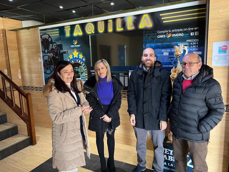 Isabel Rodríguez reitera el compromiso del Gobierno con el sector cultural, destinando 96.000€ en ayudas para impulsar las salas de cine de la provincia