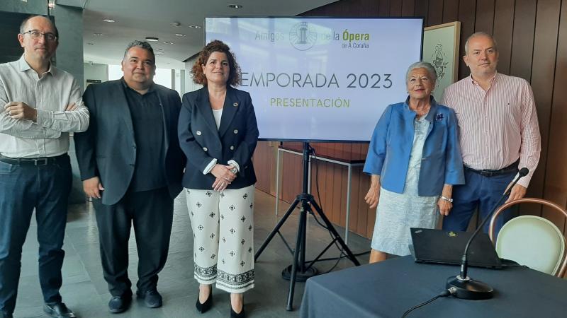 María Rivas participa en la presentación de la nueva temporada lírica de Amigos de la Ópera y destaca la cultura como factor determinante para una sociedad libre y crítica