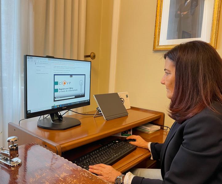 Isabel Rodríguez informa que 19 ayuntamientos lucenses ofrecerán un programa pionero de la Agencia Tributaria para hacer la declaración de la renta por videollamada a mayores de 65 años