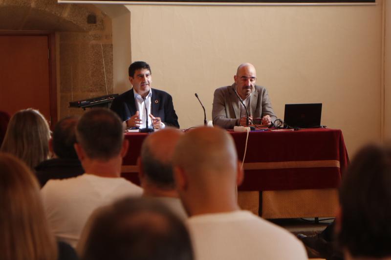 Pedro Blanco insiste en Santo Estevo en la importancia del diálogo social “para seguir avanzando en derechos laborales”