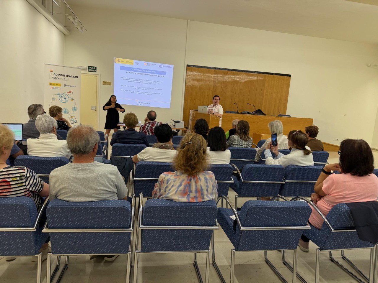 La Delegación del Gobierno en La Rioja celebra una jornada informativa para acercar la Administración a las personas mayores
