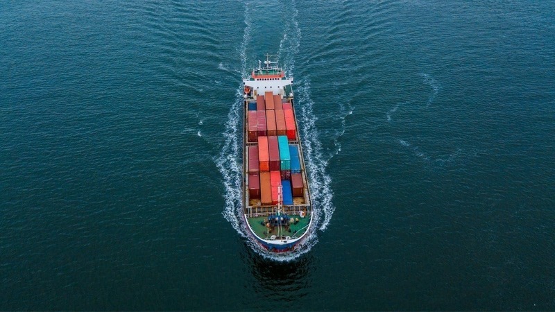 Un barco, exportaciones