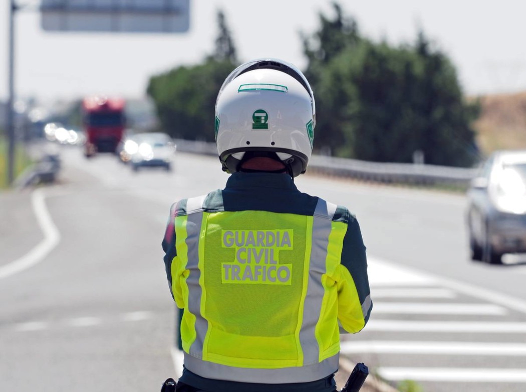 Guardia Civil en carretera