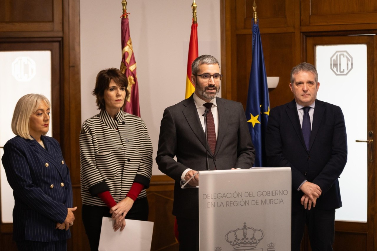 El delegado del Gobierno, en la comparecencia donde anunció  la Mesa de Diálogo