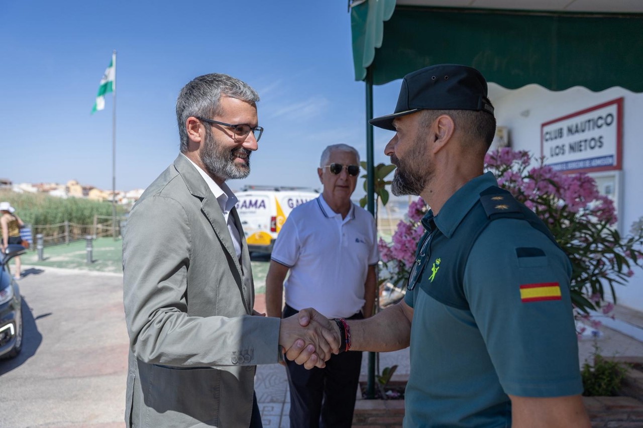 El delegado del Gobierno, a su llegada al acto