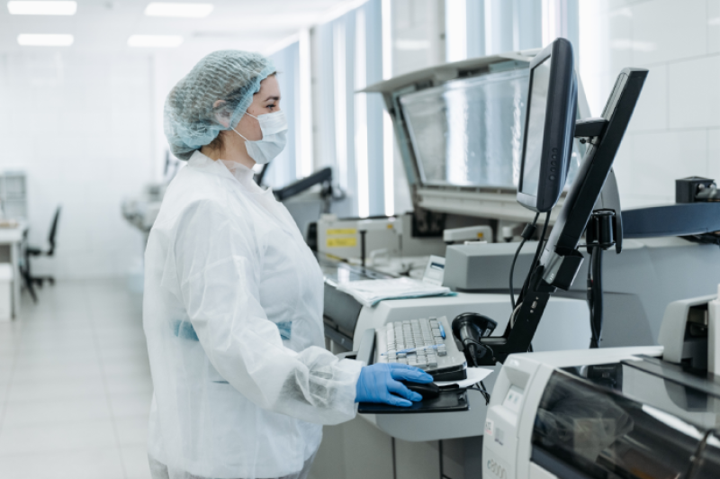 El Gobierno destina más de 10,8 millones de euros al País Vasco para Atención Digital Personalizada, medicina genómica y ELA