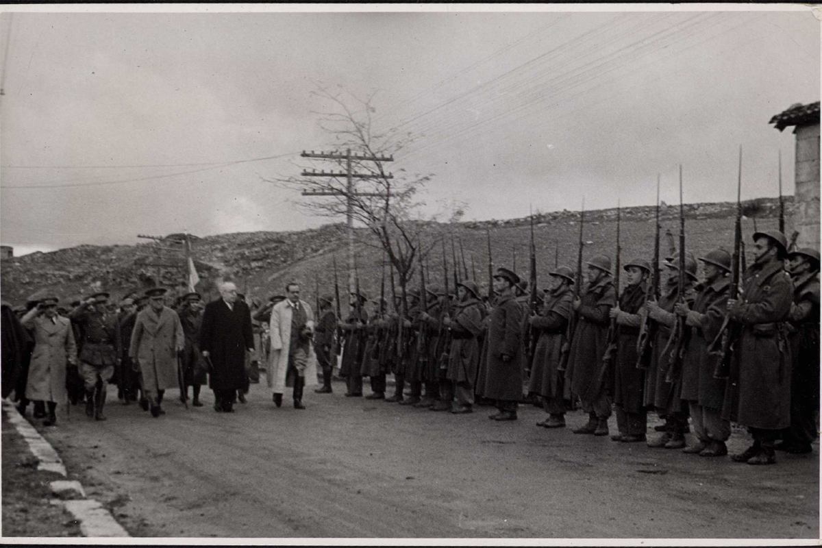 visita al frente de Madrid 40 visita al frente de Madrid 40