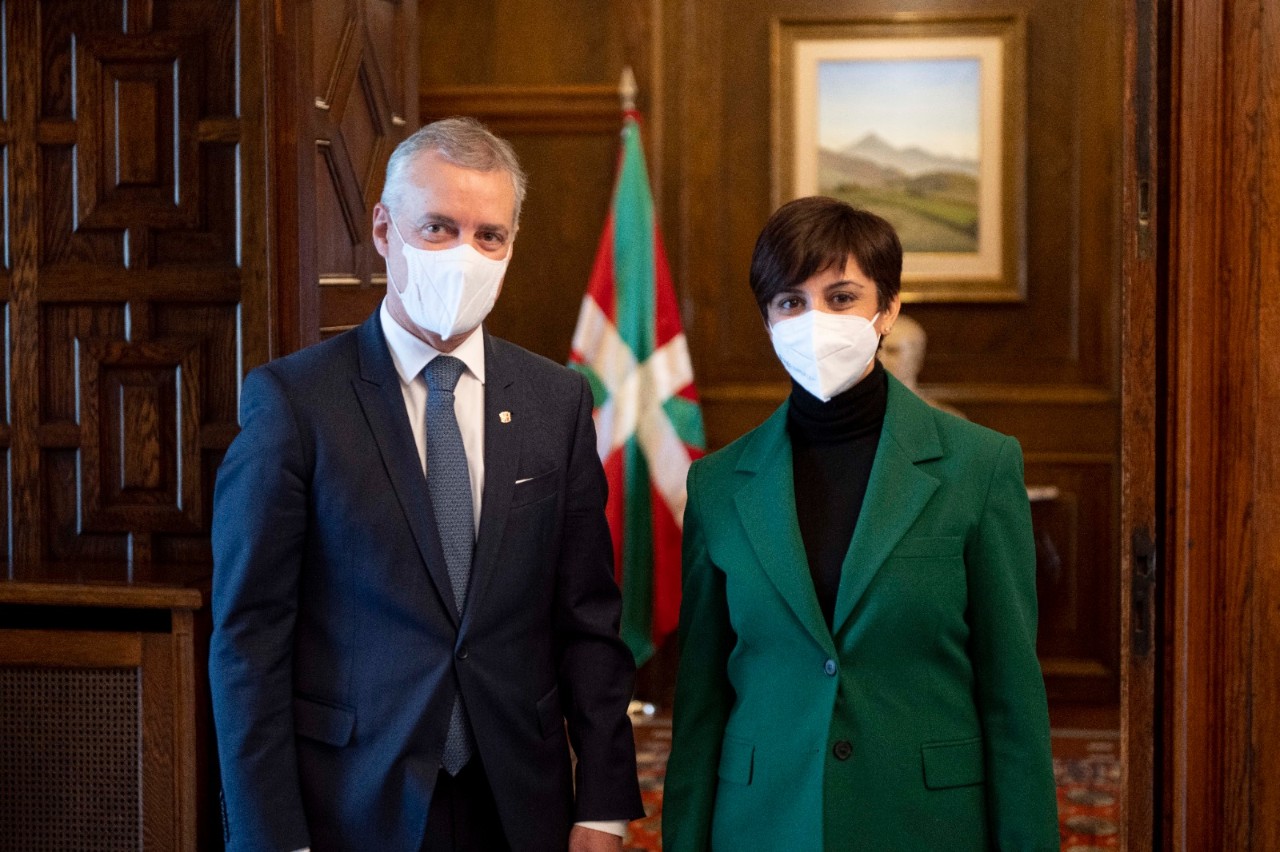 Isabel Rodríguez se reúne en Vitoria con el lehendakari Íñigo Urkullu 
