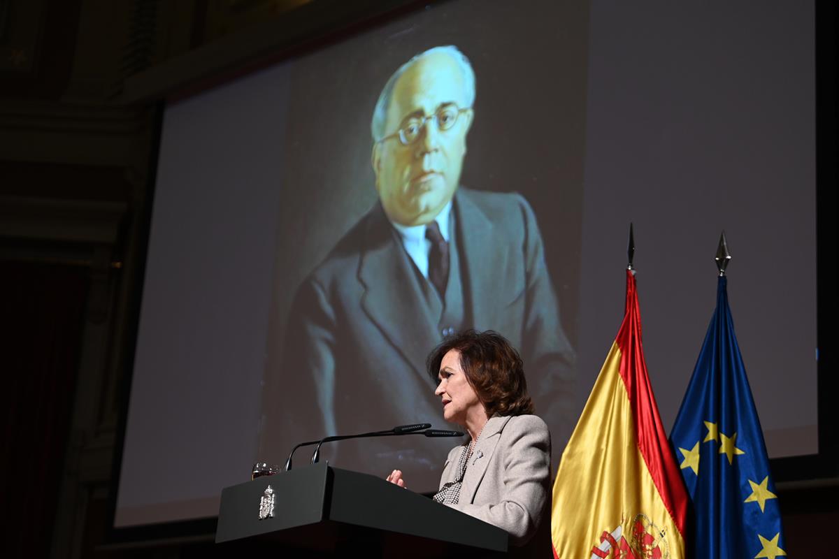 La vicepresidenta primera del Govern, Carmen Calvo, clausura del cicle de conferències sobre Manuel Azaña en l'Ateneu de Madrid. Pool Moncloa/Borja Puig de la Bellacasa. Ateneu de Madrid 30.11.2020