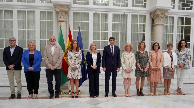 Fernández analitza amb les Unitats de Violència les dades sobre violència de gènere a Andalusia, amb 20.761 casos actius