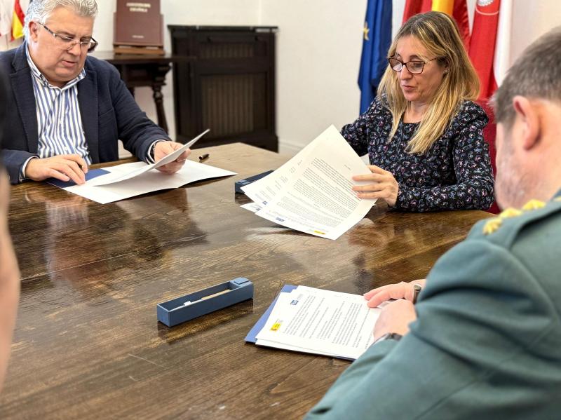 La Delegació del Govern reforça el suport a víctimes de delictes i accidents greus amb un protocol d'atenció psicològica