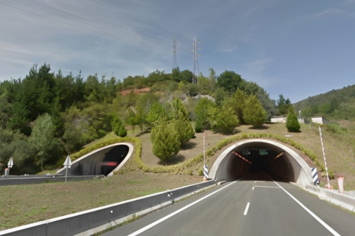 El delegat amb l'alcaldessa i el cap de la Demarcació de Carreteres