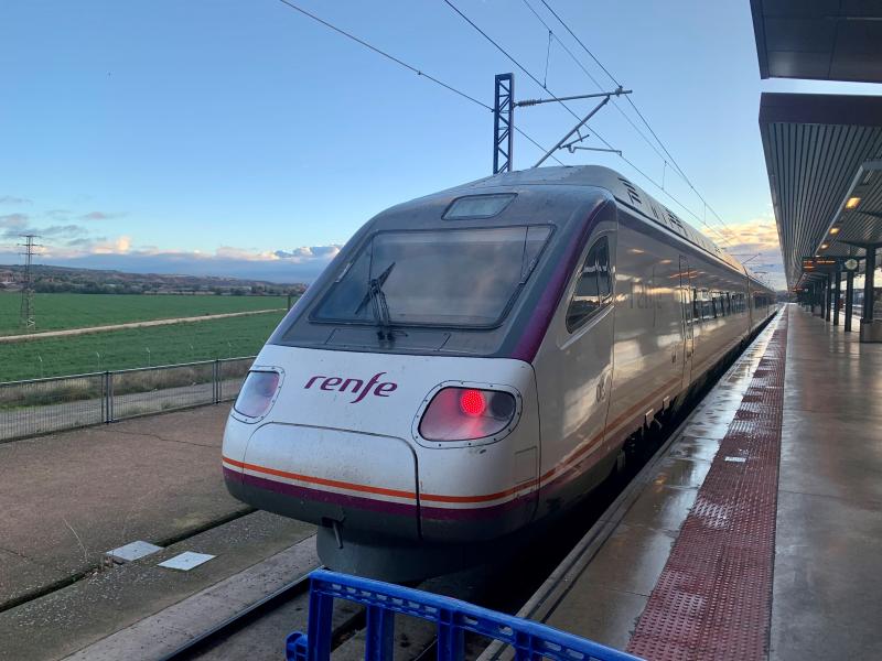 Renfe emet a Castella-la Manxa més de 38.000 abonaments gratuïts per a viatjar en Mitjana distància en el primer quadrimestre de l'any