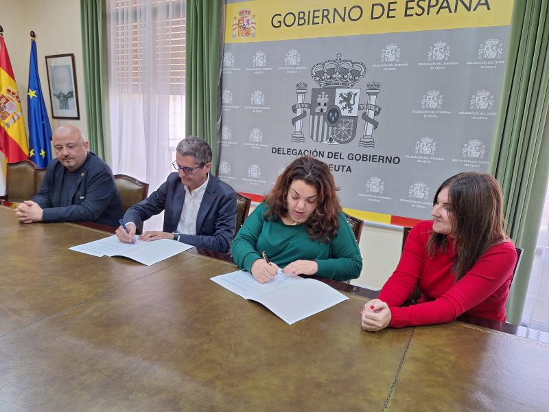 La Unitat de Coordinació contra la Violència sobre la Dona i la Real Federació de Futbol de Ceuta signen un important acord de col·laboració
