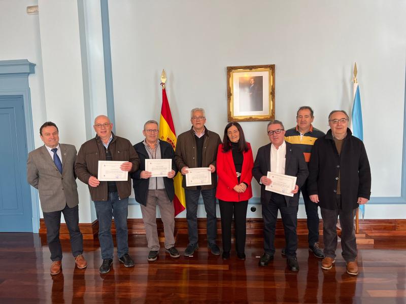 Isabel Rodríguez agraïx la labor dels radioaficionats de la província que col·laboren amb Protecció Civil